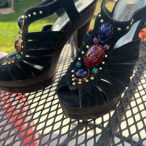 Steve Madden pumps